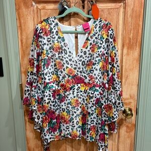Torrid 2X Betsey Johnson White Leopard Chiffon Bell Sleeve Tunic Top ALTERED